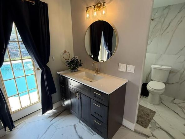 2443 tortugas lane, Lauderdale Lakes FL 33312