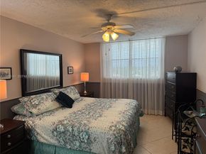 2861 Somerset Dr 407, Lauderdale Lakes FL 33311