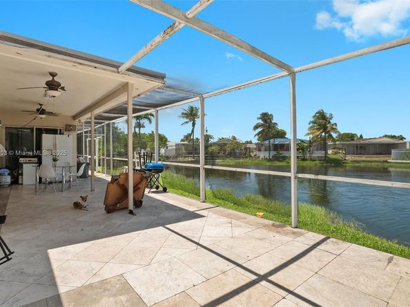 3813 S Lake Ter, Miramar FL 33023