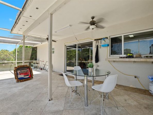 3813 S Lake Ter, Miramar FL 33023