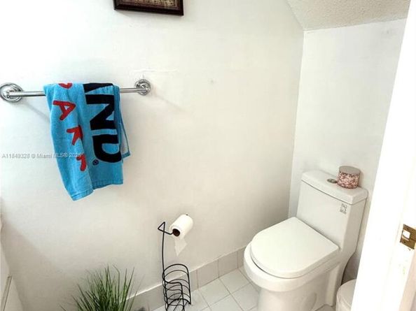 6489 SW 129th Ave, Miami FL 33183