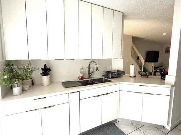 6489 SW 129th Ave, Miami FL 33183