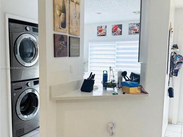 6489 SW 129th Ave, Miami FL 33183