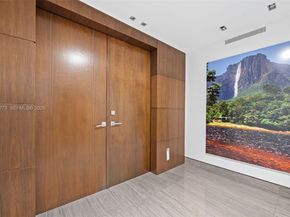 3535 Hiawatha Ave 502, Miami FL 33133