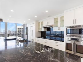 488 NE 18th St 5012, Miami FL 33132