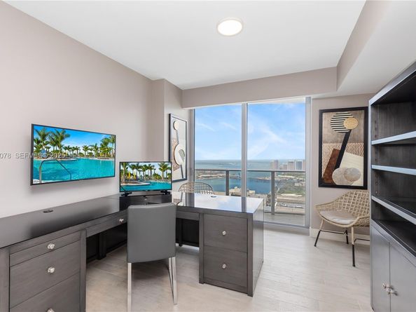 488 NE 18th St 5012, Miami FL 33132