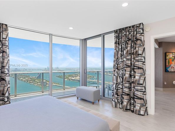 488 NE 18th St 5012, Miami FL 33132