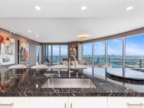 488 NE 18th St 5012, Miami FL 33132