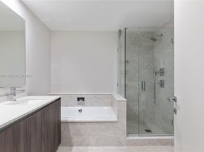 488 NE 18th St 5012, Miami FL 33132