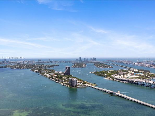 488 NE 18th St 5012, Miami FL 33132