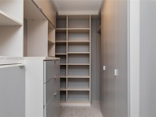 488 NE 18th St 5012, Miami FL 33132