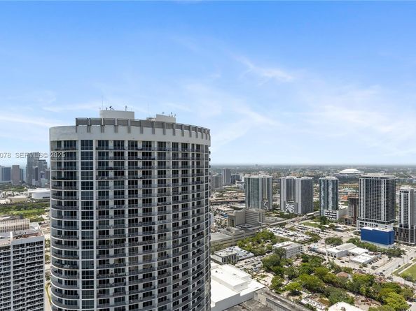 488 NE 18th St 5012, Miami FL 33132