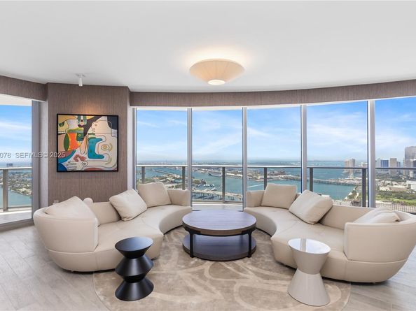 488 NE 18th St 5012, Miami FL 33132