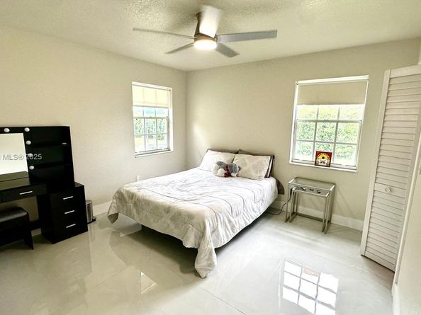 1771 NW 17th St, Homestead FL 33030