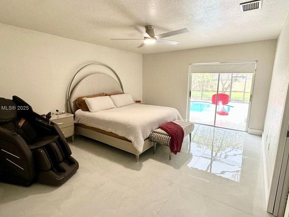 1771 NW 17th St, Homestead FL 33030
