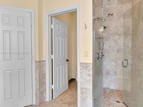 19222 Crystal St, Weston FL 33332