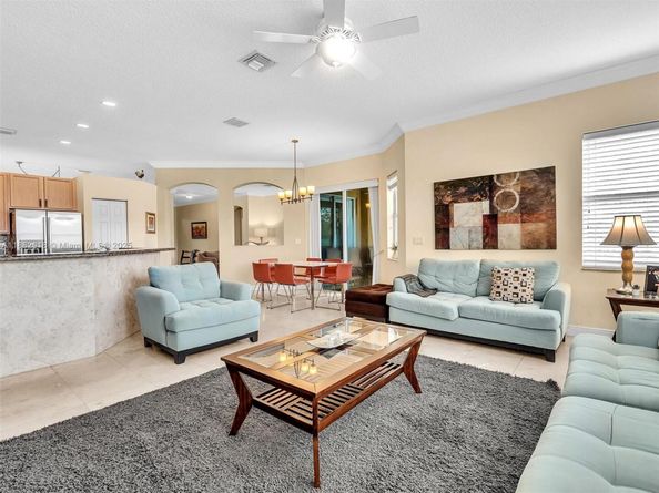 19222 Crystal St, Weston FL 33332