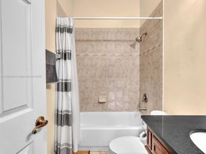 19222 Crystal St, Weston FL 33332