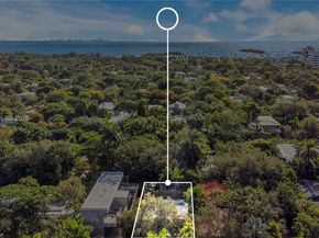 2496-2490 Abaco Ave, Miami FL 33133