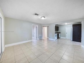 5736 Simms St, Hollywood FL 33021