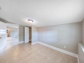 5736 Simms St, Hollywood FL 33021