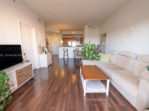 3232 SW 22nd Ter 607, Miami FL 33145