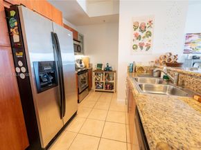 3232 SW 22nd Ter 607, Miami FL 33145