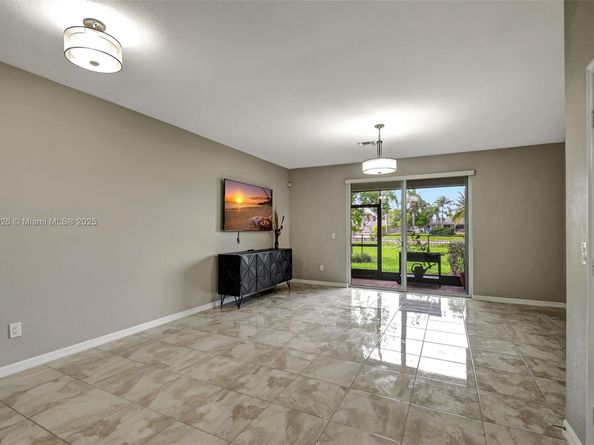 1119 Vermilion Dr, Lake Worth FL 33461