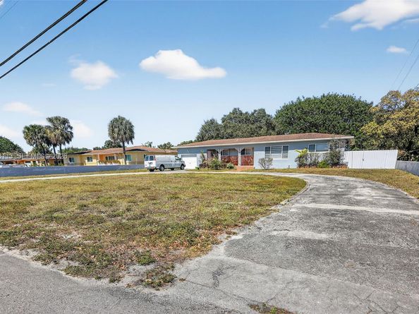 801 S Biscayne River Dr, Miami FL 33169