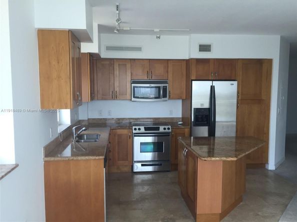 1745 E Hallandale Beach Blvd 1807W, Hallandale Beach FL 33009