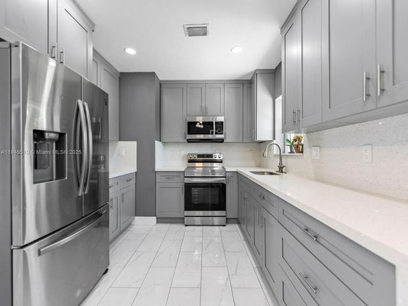 15230 SW 297th St, Homestead FL 33033