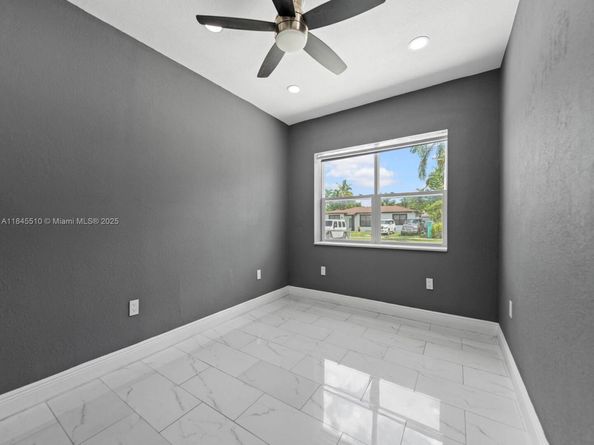 15230 SW 297th St, Homestead FL 33033