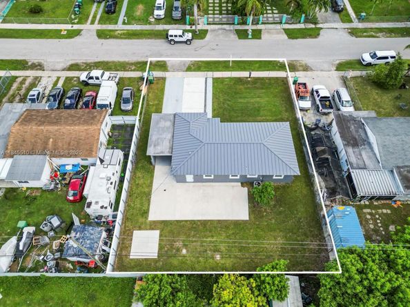 15230 SW 297th St, Homestead FL 33033