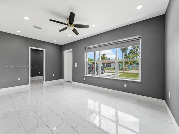 15230 SW 297th St, Homestead FL 33033