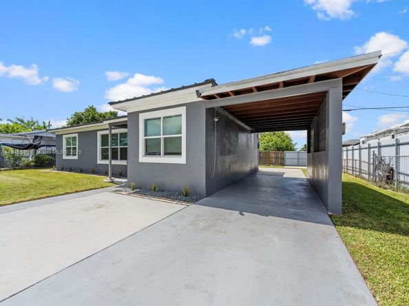 15230 SW 297th St, Homestead FL 33033