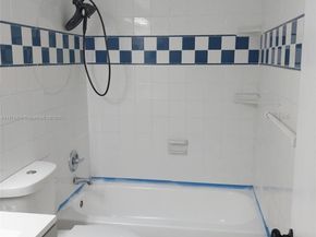 4111 Stirling Rd 102, Dania Beach FL 33314