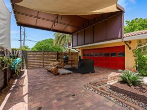 901 W Tropical Way, Plantation FL 33317