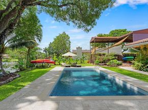 901 W Tropical Way, Plantation FL 33317