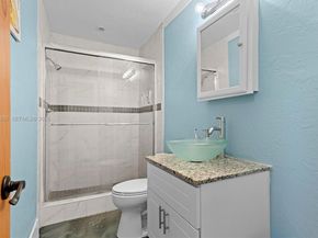 901 W Tropical Way, Plantation FL 33317