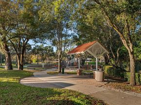 901 W Tropical Way, Plantation FL 33317