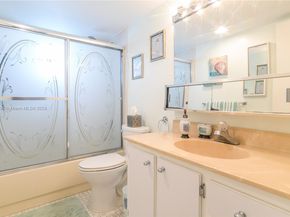 101 SE 3rd Ave 401, Dania Beach FL 33004