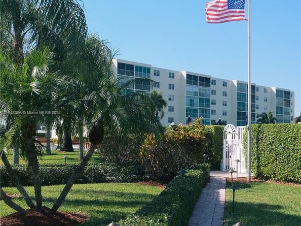 101 SE 3rd Ave 401, Dania Beach FL 33004