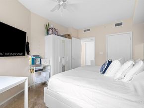 19900 E Country Club Dr 616, Aventura FL 33180
