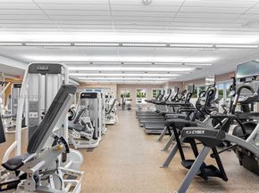 19900 E Country Club Dr 616, Aventura FL 33180