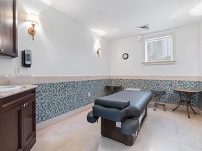 19900 E Country Club Dr 616, Aventura FL 33180