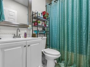 7271 NW 174th Ter 202, Hialeah FL 33015