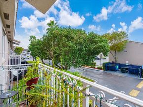 7271 NW 174th Ter 202, Hialeah FL 33015