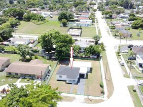 10490 SW 173rd Ter, Miami FL 33157