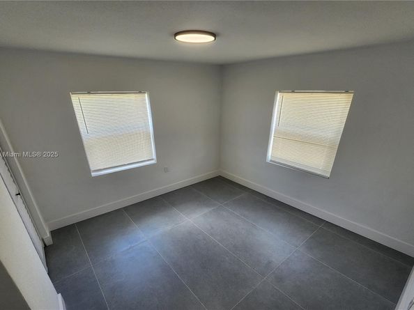 10490 SW 173rd Ter, Miami FL 33157