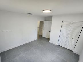 10490 SW 173rd Ter, Miami FL 33157